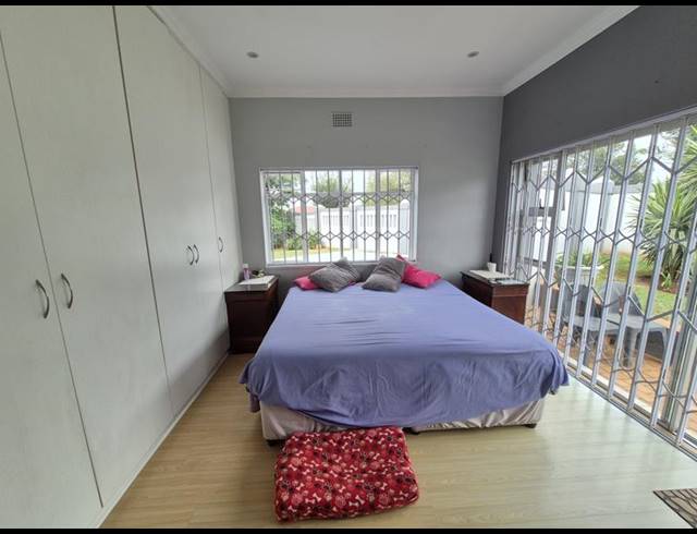 4 BEDROOM HOUSE FOR SALE IN SUNNYRIDGE